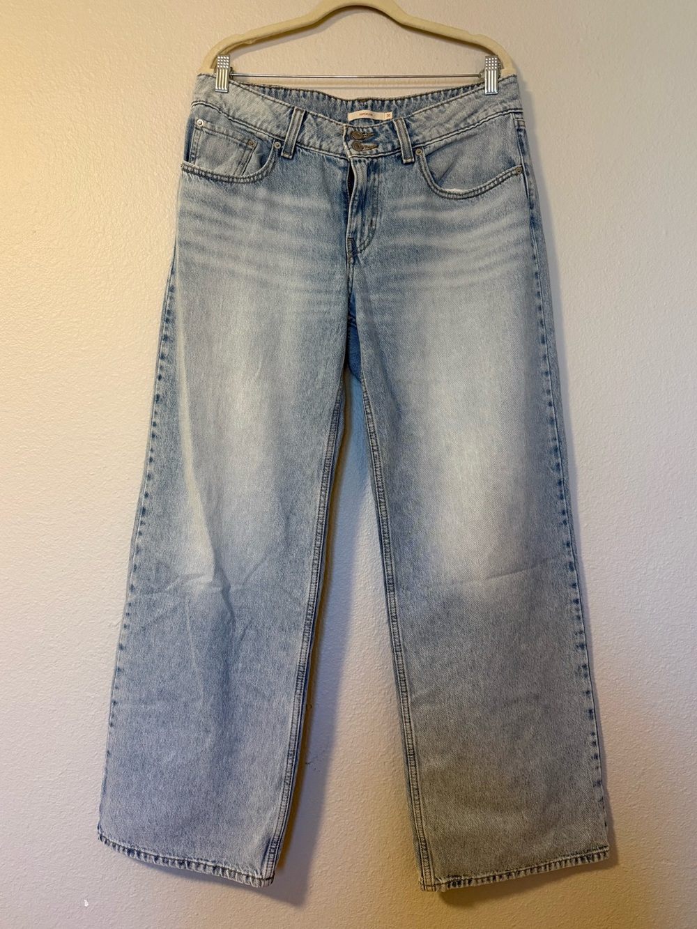 Levi’s Superlow Loose Light Wash Jeans 31